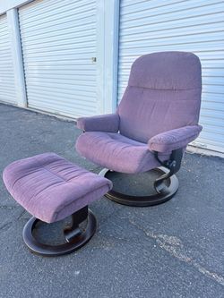 Ekornes Stressless Sunrise Recliner and Ottoman, Copenhagen