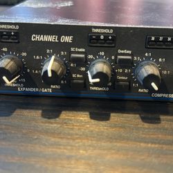 Dbx 1066 Compressor/Limiter/Gate Rack Gear