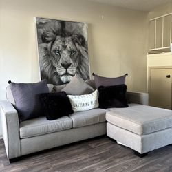  🚨MOVE OUT SELL EVERYTHING MUST GO ‼️Modern 4-Seater Gray Couch + Ottoman – Clean, Comfortable, Like New –