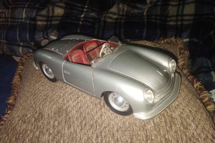 1948 Porshe Number One Type Throat Master Scale 1:18 Scale