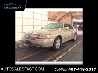 2005 Lincoln Town Car