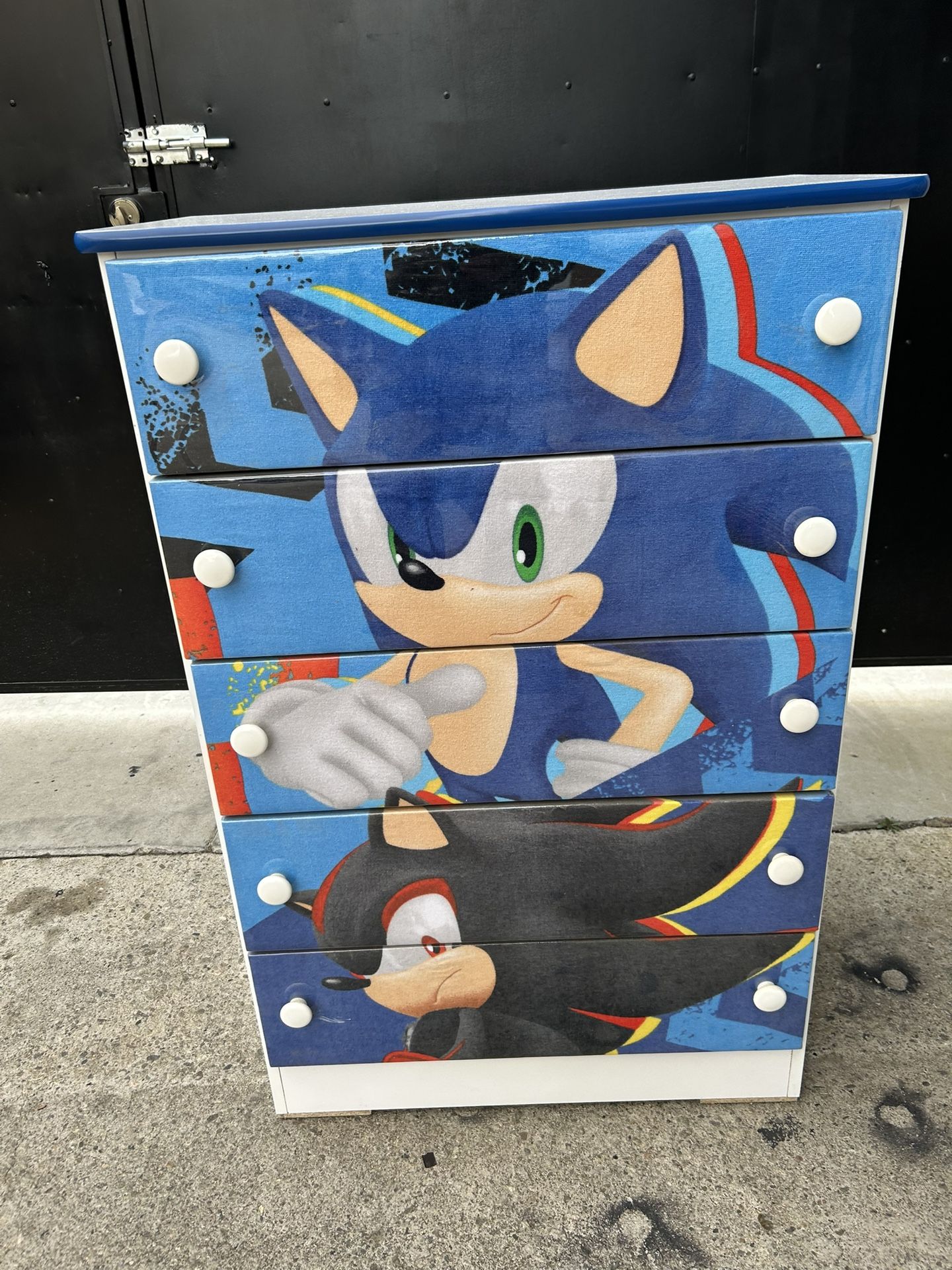 Sonic Dresser Available In Different Cartoon 