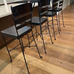 Set Of 4 Metal Bar Stools 