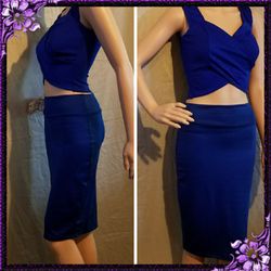 Sexy pencil skirt and cross top