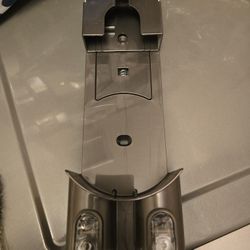 Dyson V6 Wall Mount New