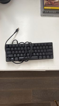 60% Mechanical Gaming Keyboard + Ultralight Honeycomb Wireless Mouse (White) – Working, Great Condition”
