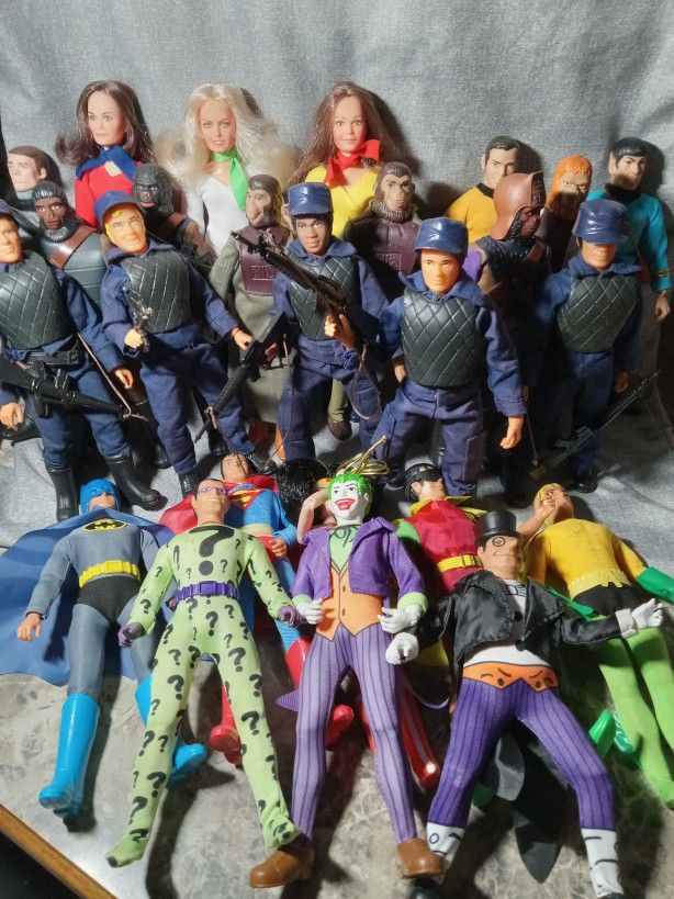 Huge Vintage TOY Lot MEGO, LJN, HASBRO 70S