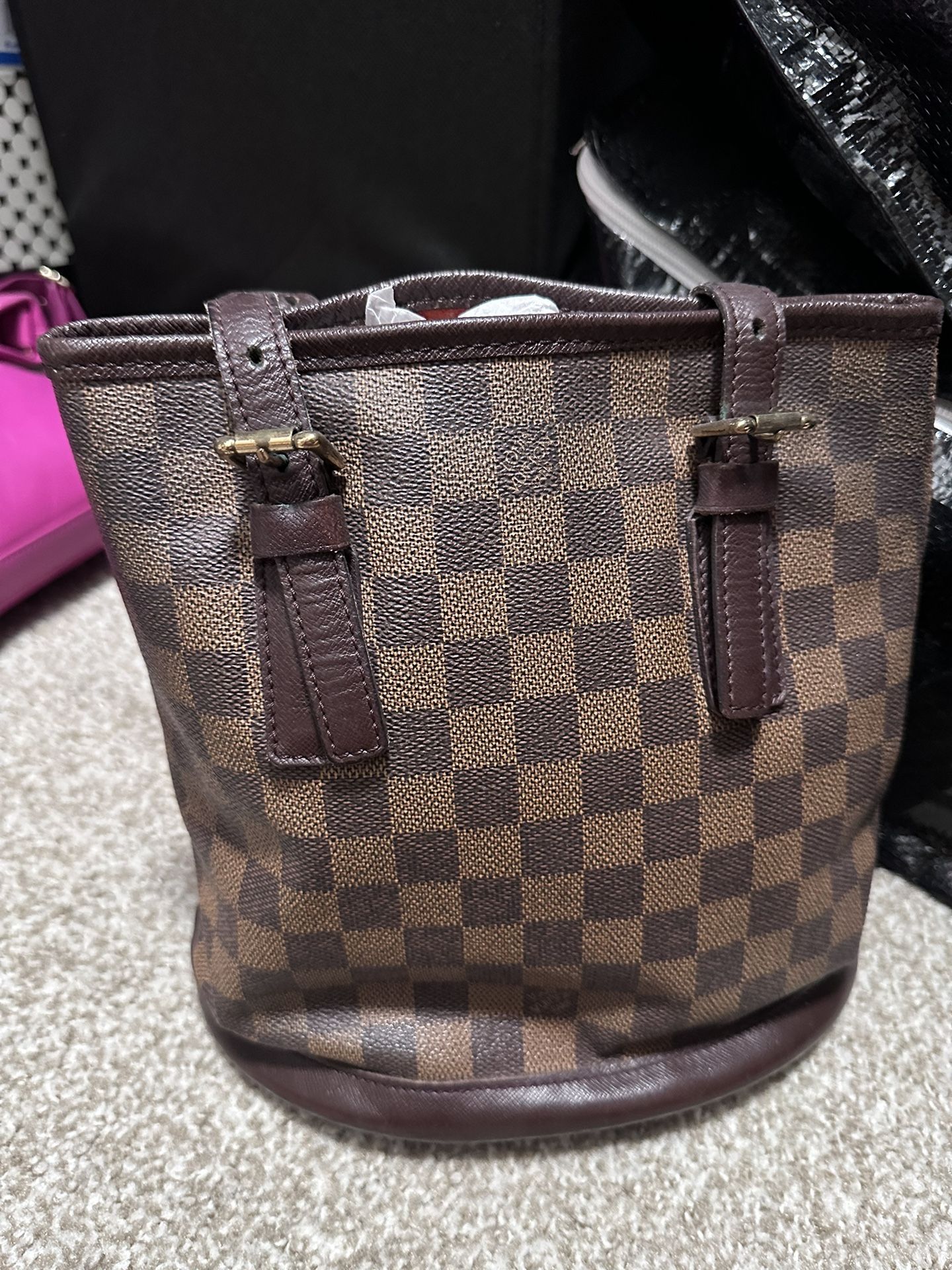 Louis Vuitton Classic square bag