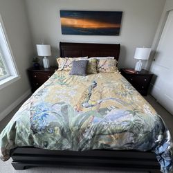 Queen Bedroom Set