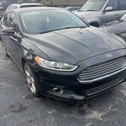 2015 Ford Fusion ( ONLY $ 499 DOWN)