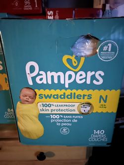 pampers swaddlers 140 ct newborn