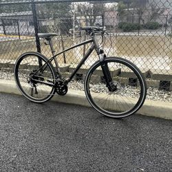 Specialized Crosstrip – Medium Frame, Hydraulic Disc Brakes