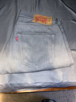 Grey 501s size W:34 L:32