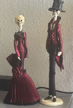 Day of the Dead Statues