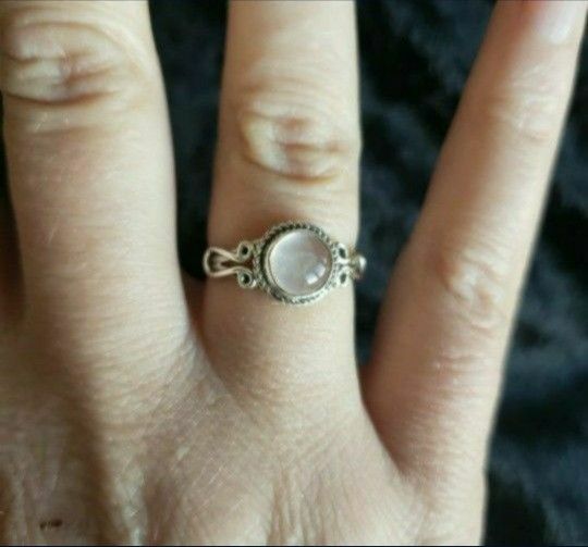 Sterling silver set moonstone ring, size 7