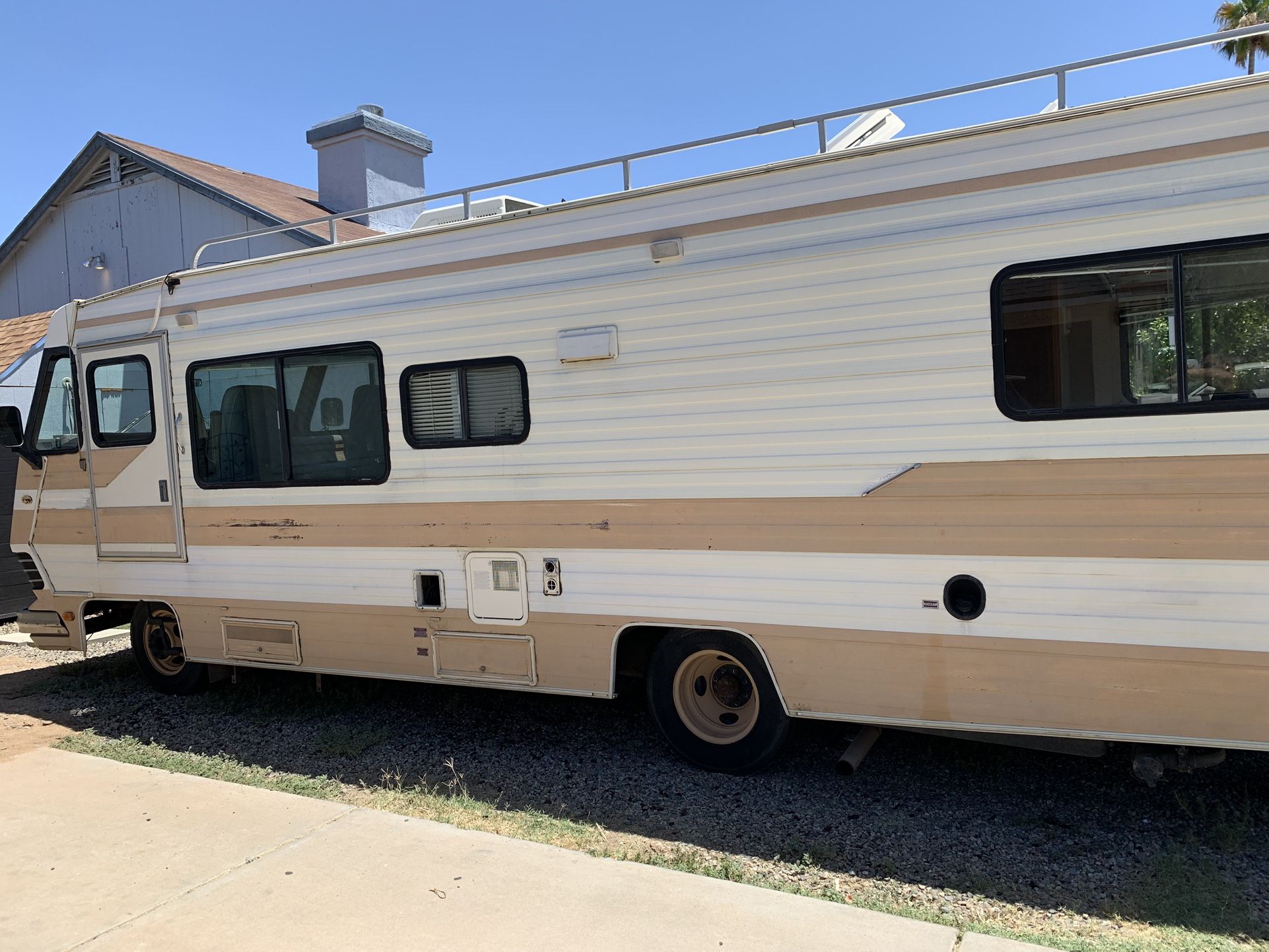 1991 Chevy RV, Winnebago