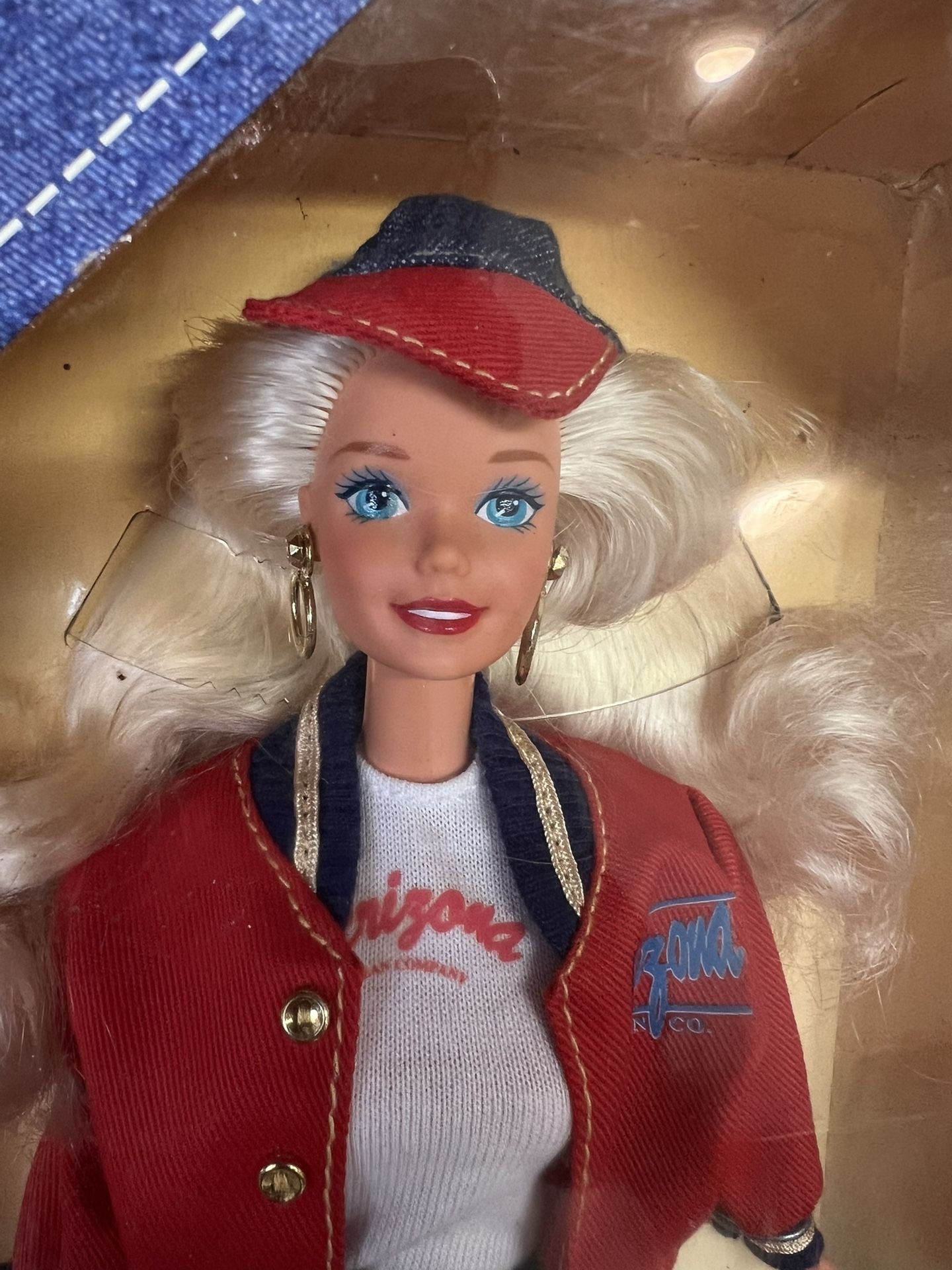 1995 Special Edition The Original Arizona Jean Company Barbie doll. Box damage $10.