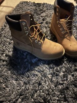 Men 8.5 Timbs
