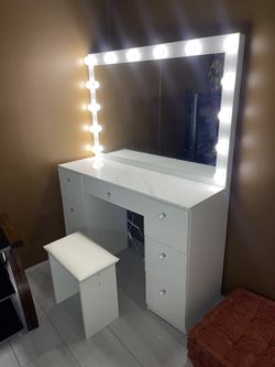 brand new vanity 