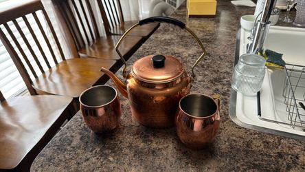 Tea Kettle with Two Cups Set