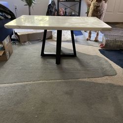 Quartz Coffee Table W/ Stand