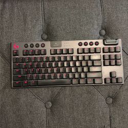 Logitech G Force G915 TKL wireless Rgb Gaming Keyboard