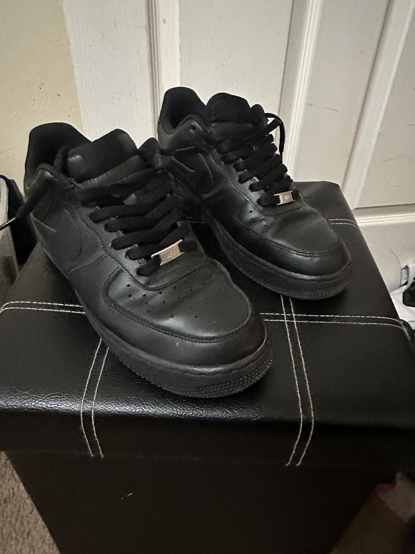 Air Forces (All Black)