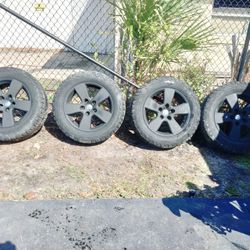 05-13 DODGE RAM 275/60/20 GOODRICH WHEELS AND TIRES GREAT CONDITION 