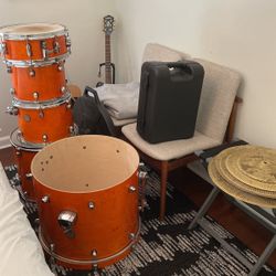 Mapex Meridian Birch Drumset w/ Paiste cymbals and DW5000 double bass pedal