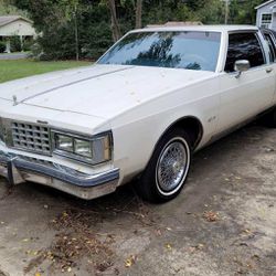 1985 Oldsmobile Delta Eighty-Eight Royale