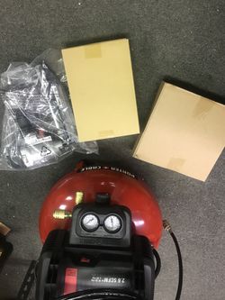 Porter Cable air compressor set with 18ga 16ga and stapler