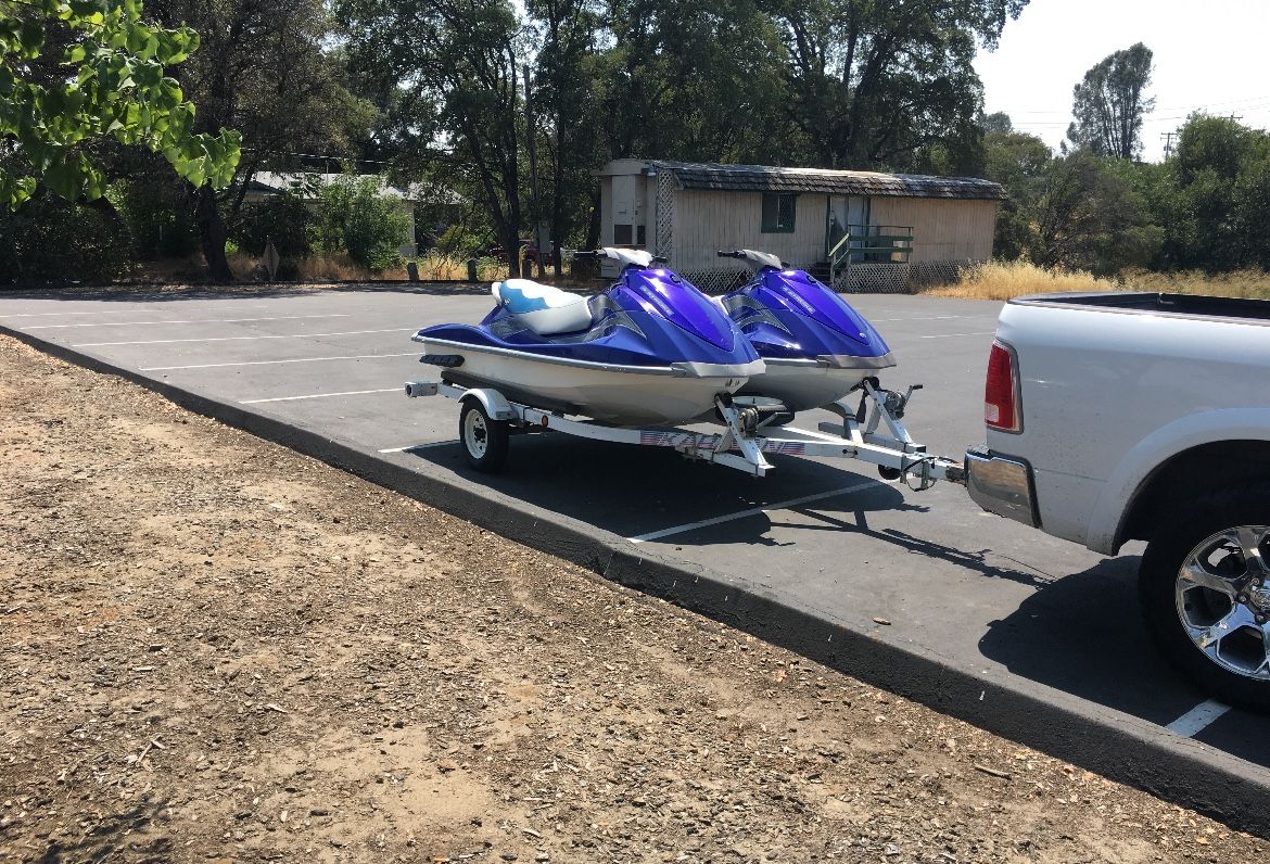 2005 Yamaha waverunner 3 Seater VX 110 Deluxe