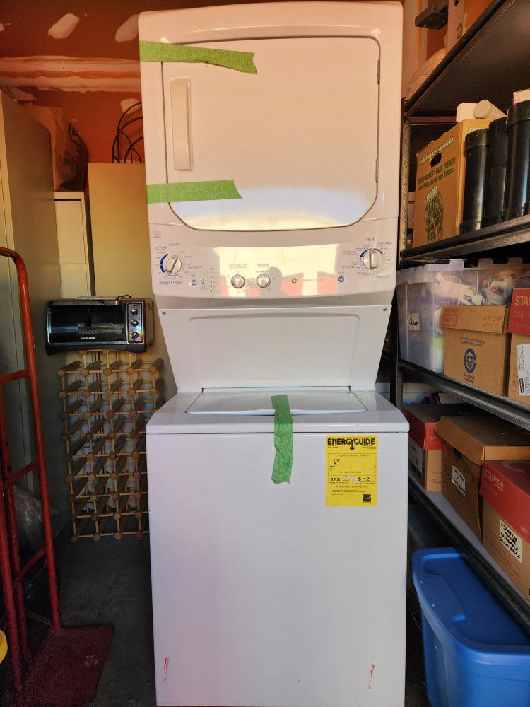 GE Stacked Washer/Dryer