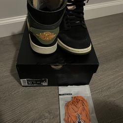 Air Jordan 1 Mid SE Craft