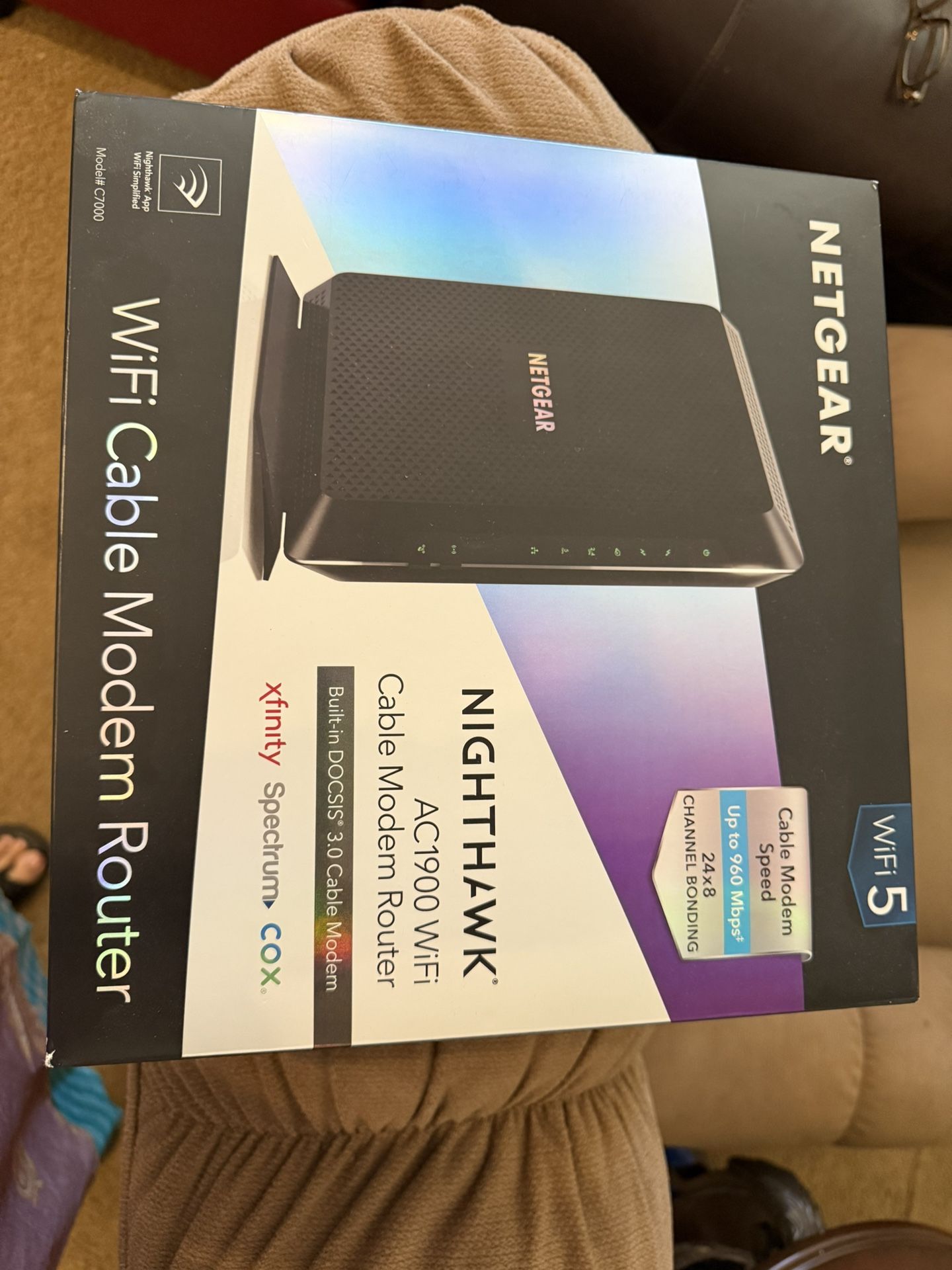 NETGEAR - Nighthawk AC1900 Router with DOCSIS 3.0 Cable Modem - Black