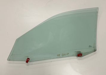 Passenger Front Window Glass BMW E46 330i 325i 323i