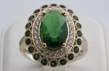 Size 8.25 emerald and topaz solid sterling silver ring