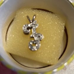 Diamond  Gold Initial F No Chain