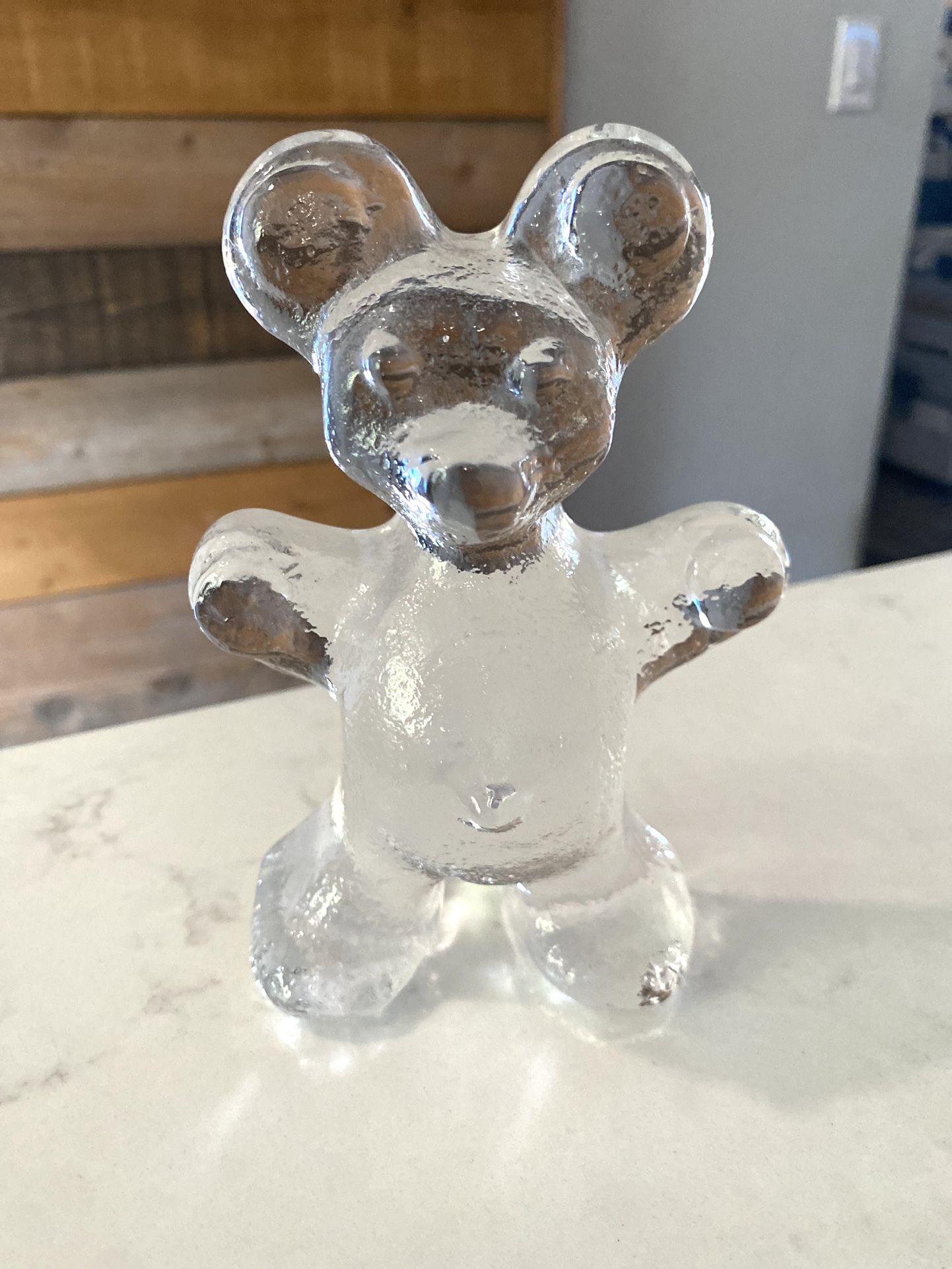 Vintage BERGDALA ART Glass BEAR figurine, Sweden vintage | Clear Glass Paperweight | Scandinavian Design, Collectable Glass 3 D front / flat on back