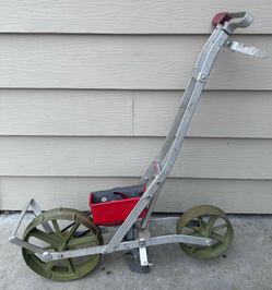 Earthway Precision Garden Seeder  # 1001B