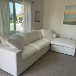 New white cloud 4pc sectional couch