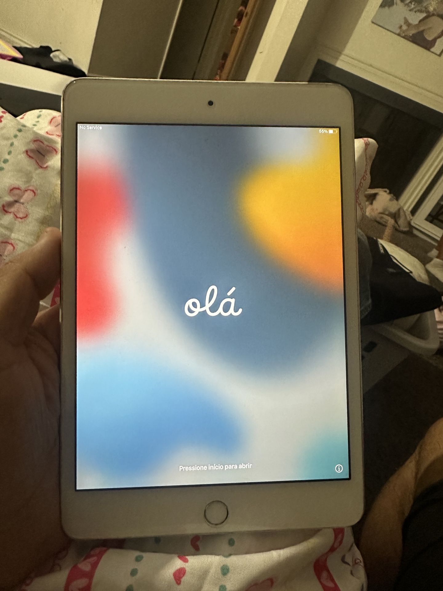 iPad Mini 4 WiFi + Cellular