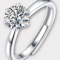 Moissanite Diamond Ring 