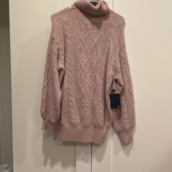 Aritzia women sweater