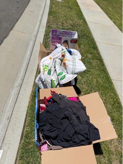 FREEEEEE STUFFFFFF