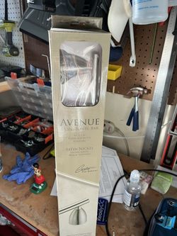 Gatco Avenue 18in Towel Bar