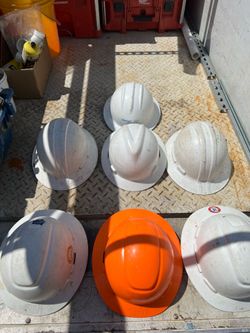 3M construction helmets