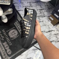 Burberry Shoes