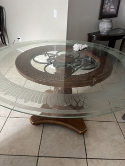 Round Table 100 % Wood Base