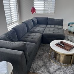 Costco Sectional Couch (Like New, 1 Year)